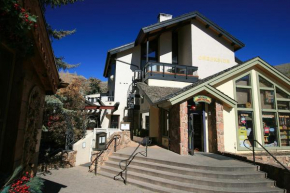 Creekside Vail Village by Vail Realty